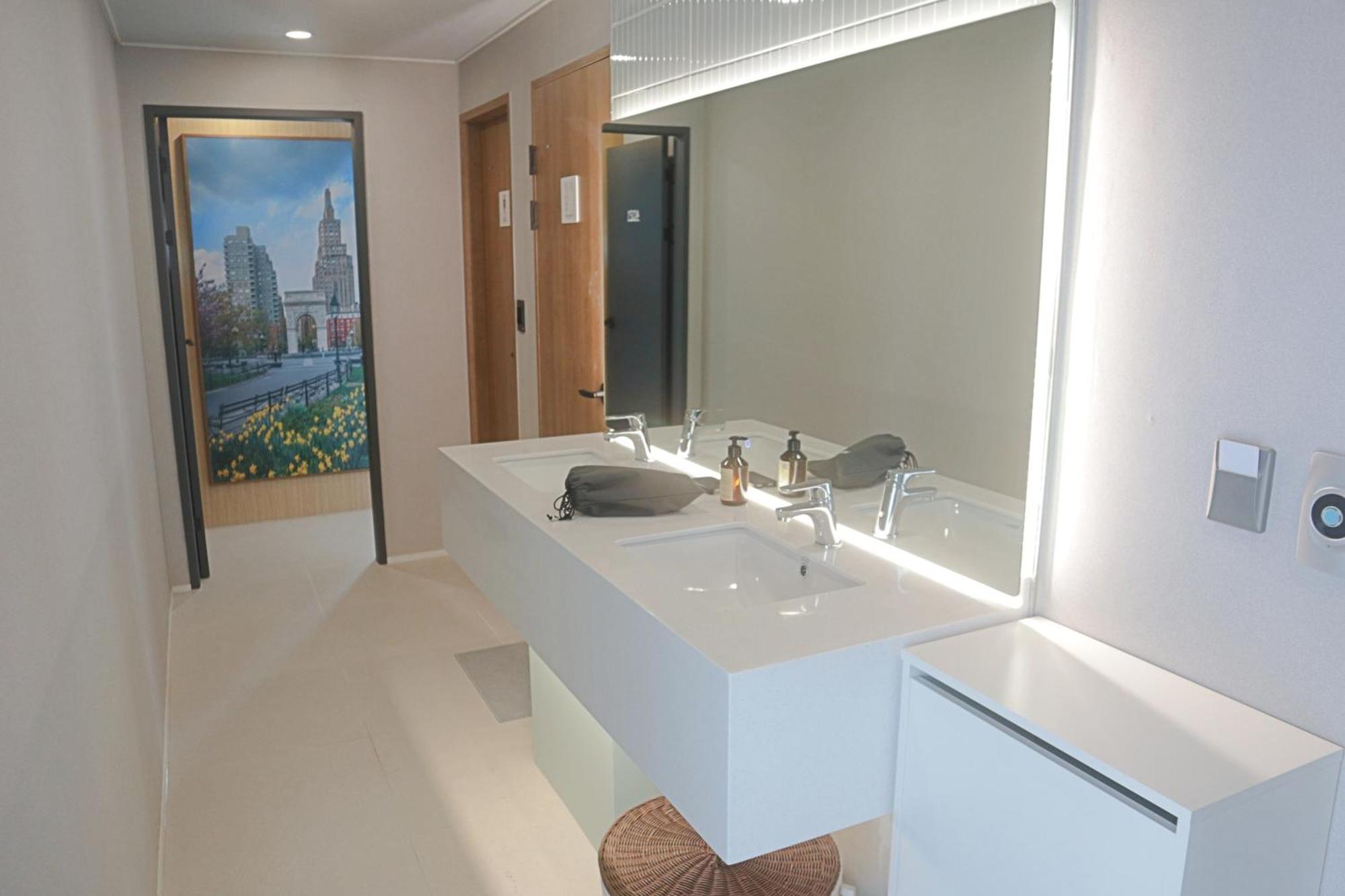 Sokcho Station Hostel Экстерьер фото